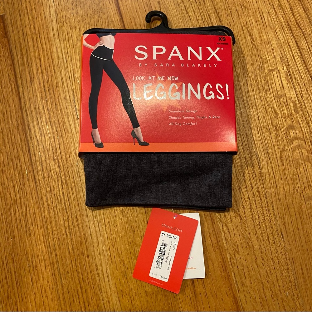 NWT Spanx Leggings in Charcoal